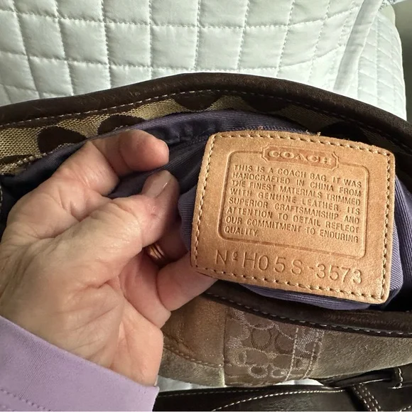 Patchwork Coach Purse - Picture 4 of 4